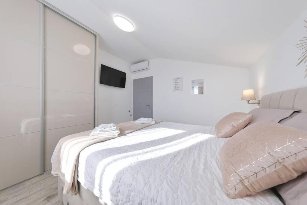 Galovac  Apartman Chiara מראה חיצוני תמונה
